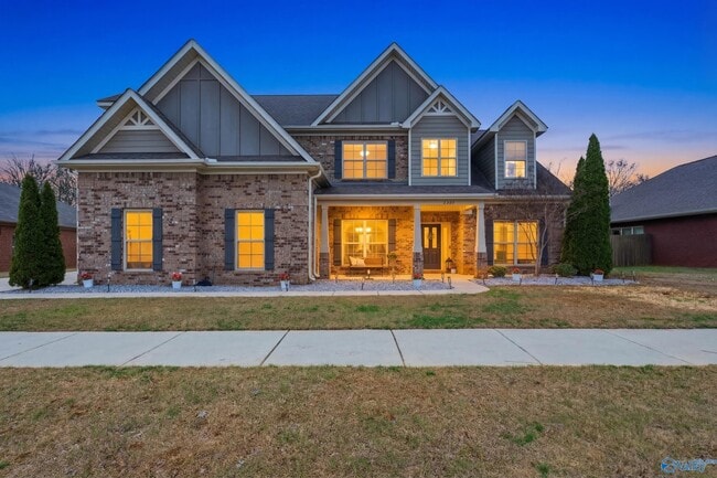 Building Photo - 8349 Anslee Way NW