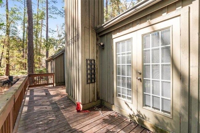 Building Photo - 8305 SW 46 Ln