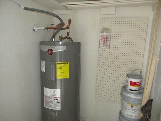 Building Photo - 14777 Wunderlich Dr