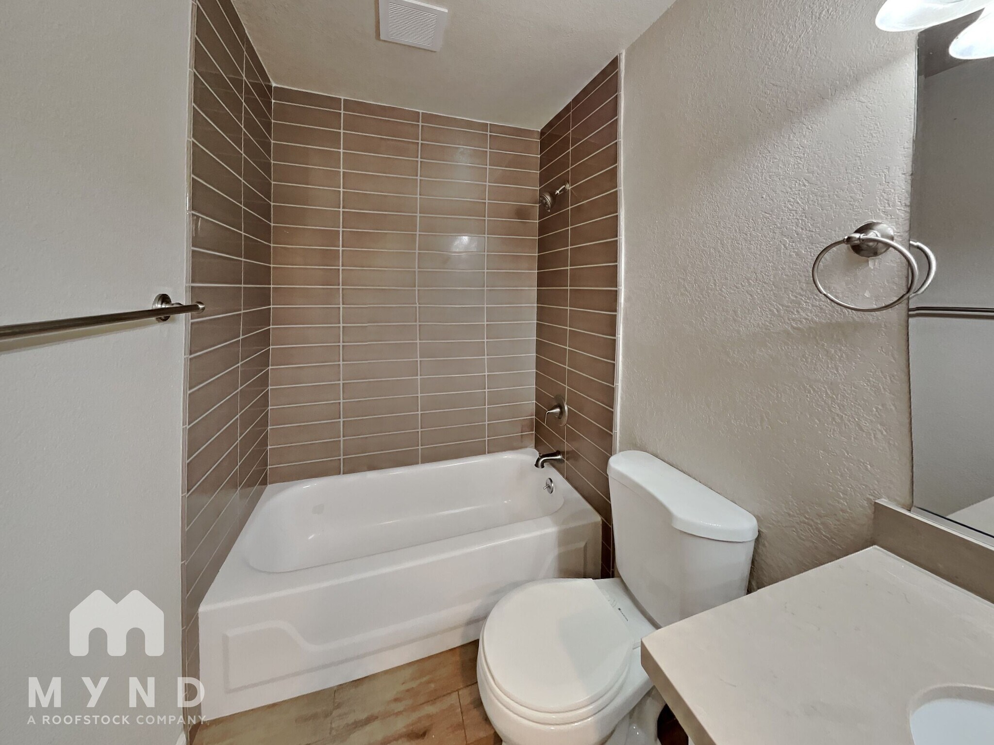 Building Photo - 2336 Villanova Cir