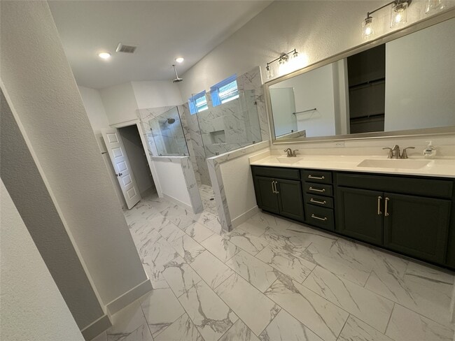 Building Photo - 15107 Prosperous Pl