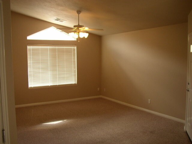 Building Photo - Home for rent in Rainbow Canyon