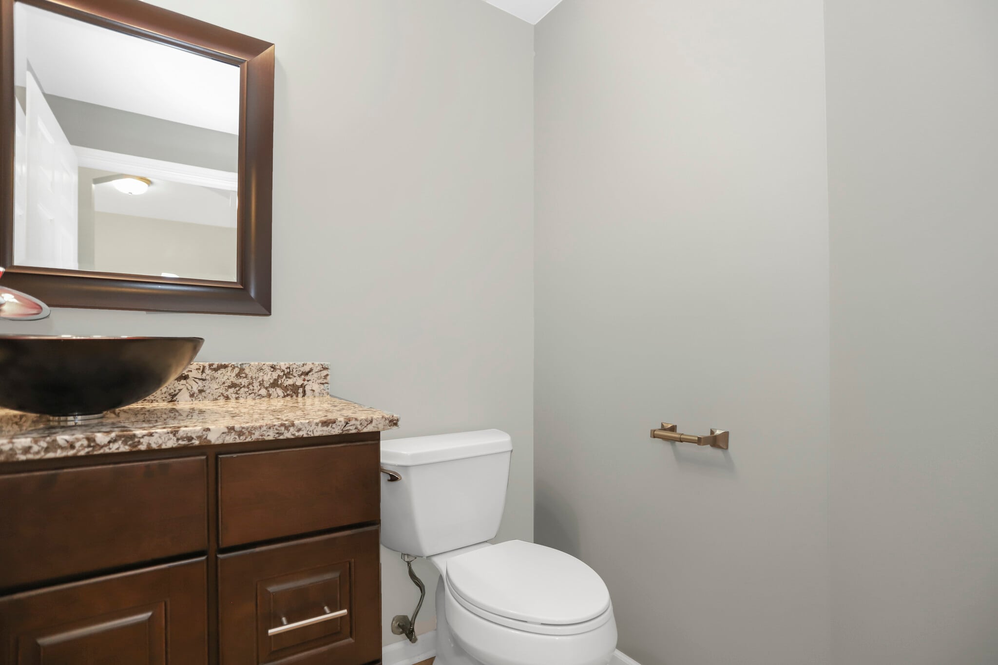 1/2 Bath - 910 Neudearborn Ln