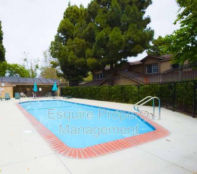 Building Photo - 1887 Montgomery Ave