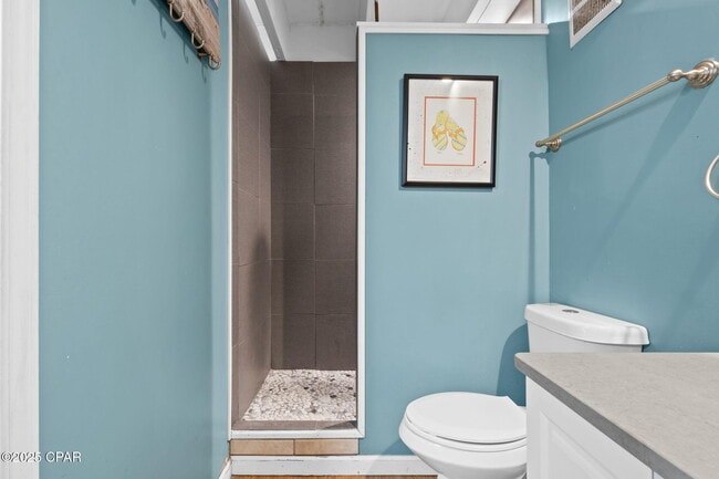 Building Photo - 14401 Front Beach Rd