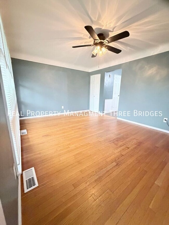 Building Photo - 7025 Richwood Ln