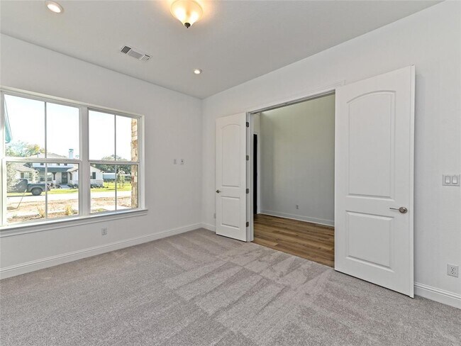 Building Photo - 270 Prairie Clover Dr