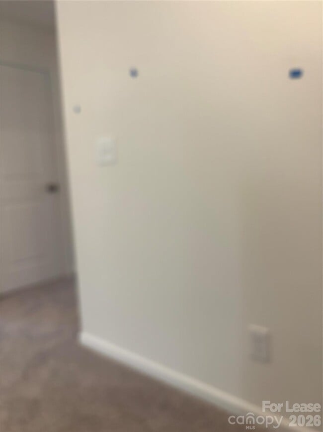 Building Photo - 2012 Highland Park Dr