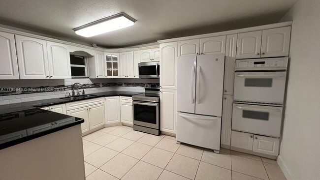 Primary Photo - 4722 NW 192nd Terrace