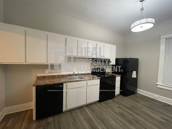 Primary Photo - Recently Updated One Bedroom Duplex in Gre...