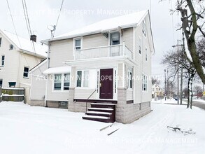 Building Photo - 3348 W 100th St