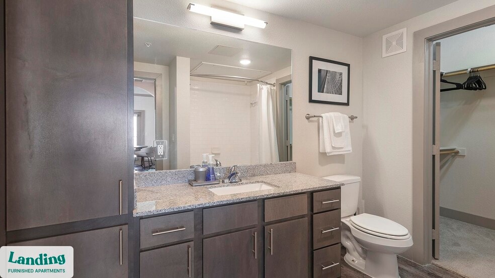 Building Photo - 12500 Shadowglen Trce