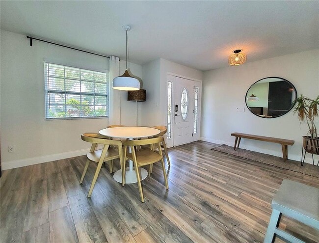 Building Photo - 6522 Hidden Beach Cir