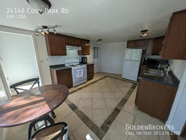 Building Photo - 24146 Cody Park Rd