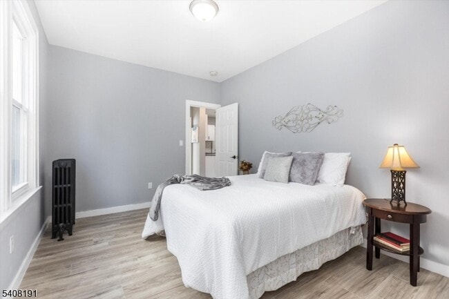 Building Photo - 440 N Grove St