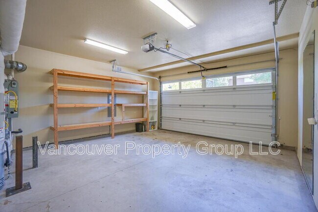 Building Photo - 4002 N 3rd Cir