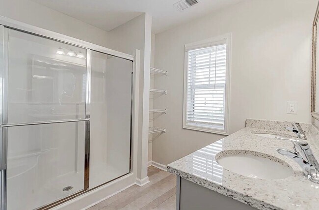 Building Photo - 113 Sweet Almond Ct