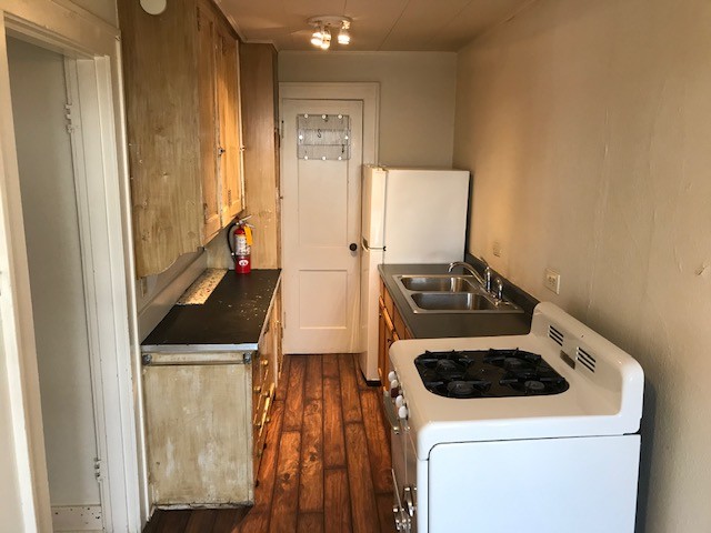 Building Photo - 1531 Leavenworth St