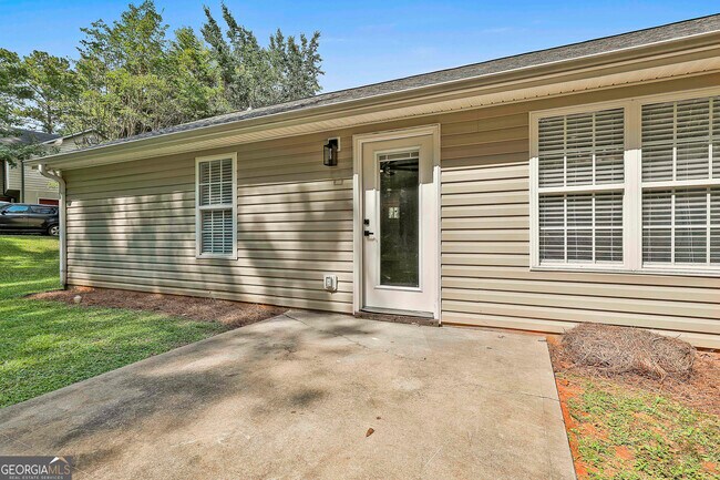 Building Photo - 20 Beaver Ct