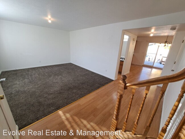 Building Photo - 3 br, 2.5 bath House - 469 E 250 N