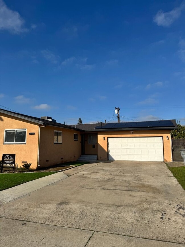 Building Photo - 1836 W Michigan Ave