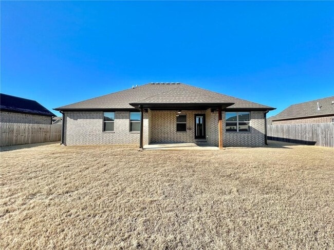 Building Photo - 710 Captain Hopkins St