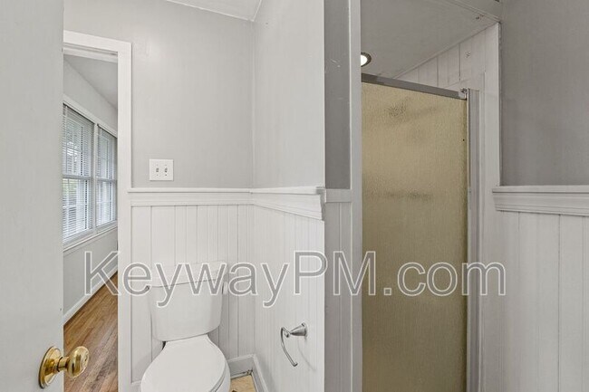 Building Photo - 1001 Beverly Heights Dr