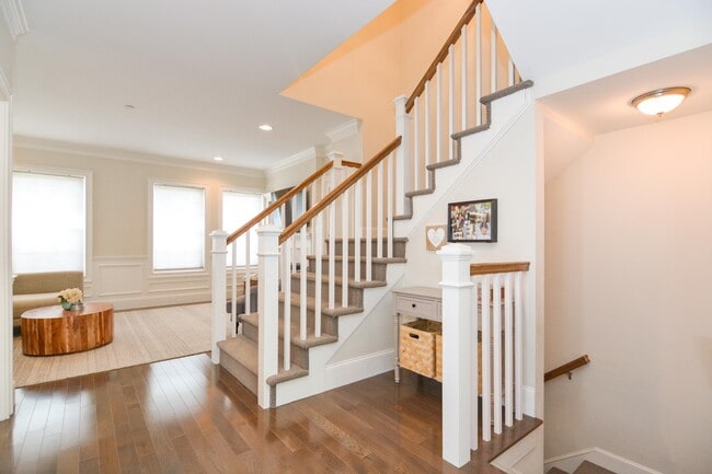 Building Photo - 34 Acadia Ln