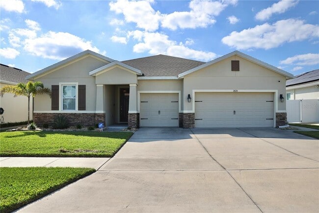 Building Photo - 1820 Veterans Dr.