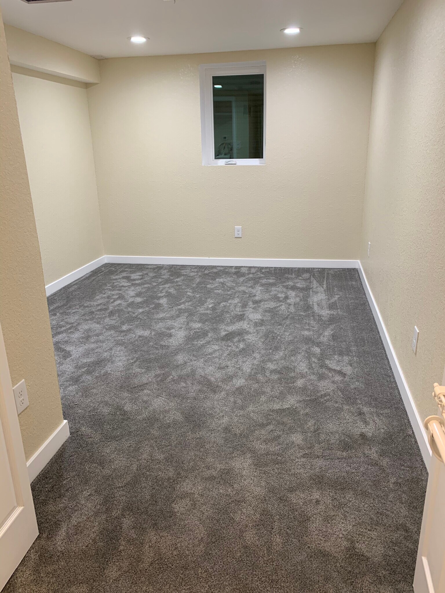 1st Room - 1851 Jolene Dr