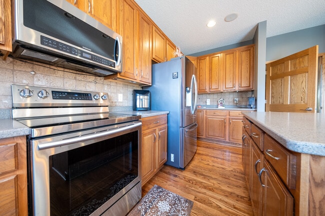 Building Photo - 1838 Penstemon Ln