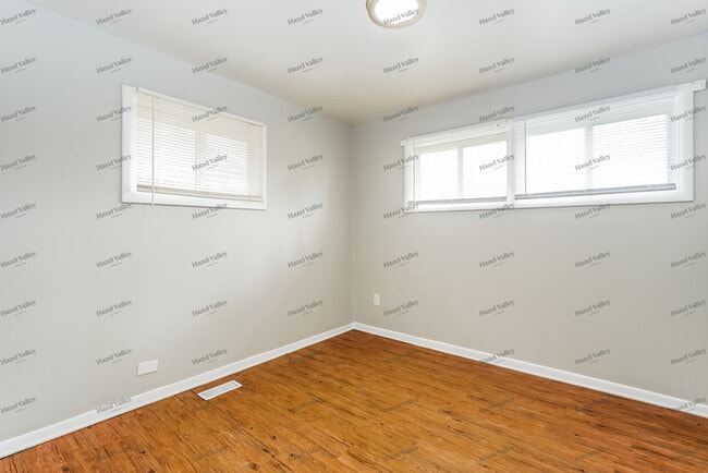 Building Photo - 3491 Ontario St