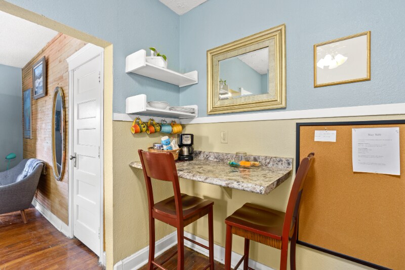 Building Photo - 22 Emmet St