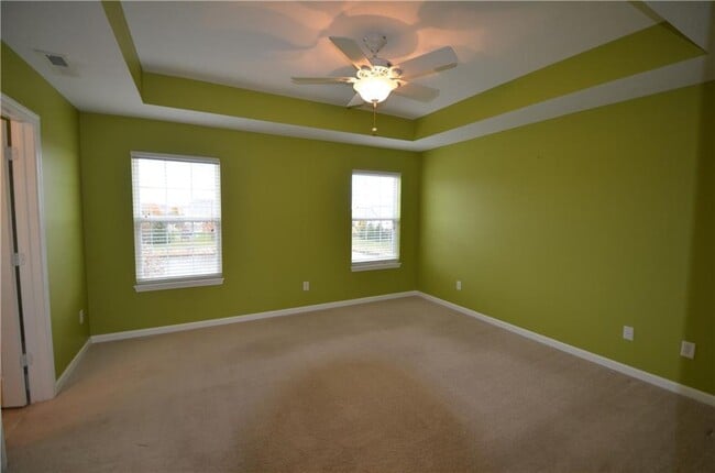 Building Photo - 13334 E Golden Gate Dr