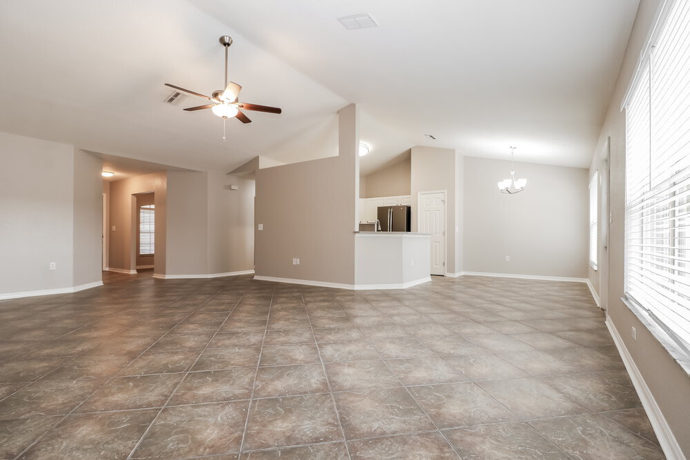 Building Photo - 14080 Barlington St