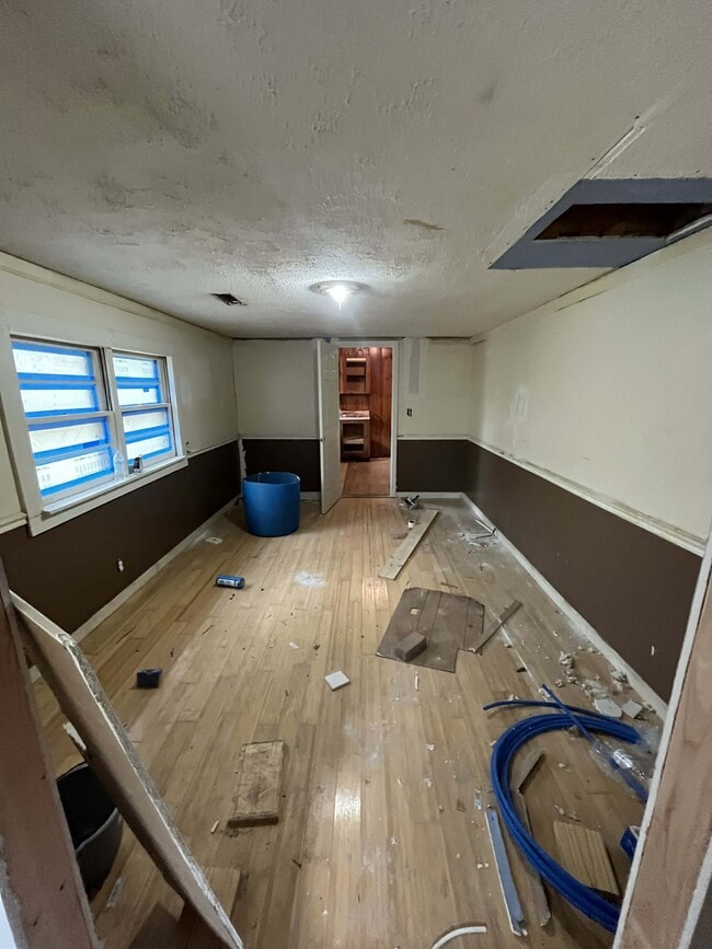 Building Photo - 142 Co Rd 771