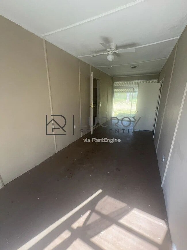 Building Photo - 316 Woody Dr