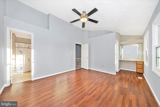 Building Photo - 6237 N Steamboat Way