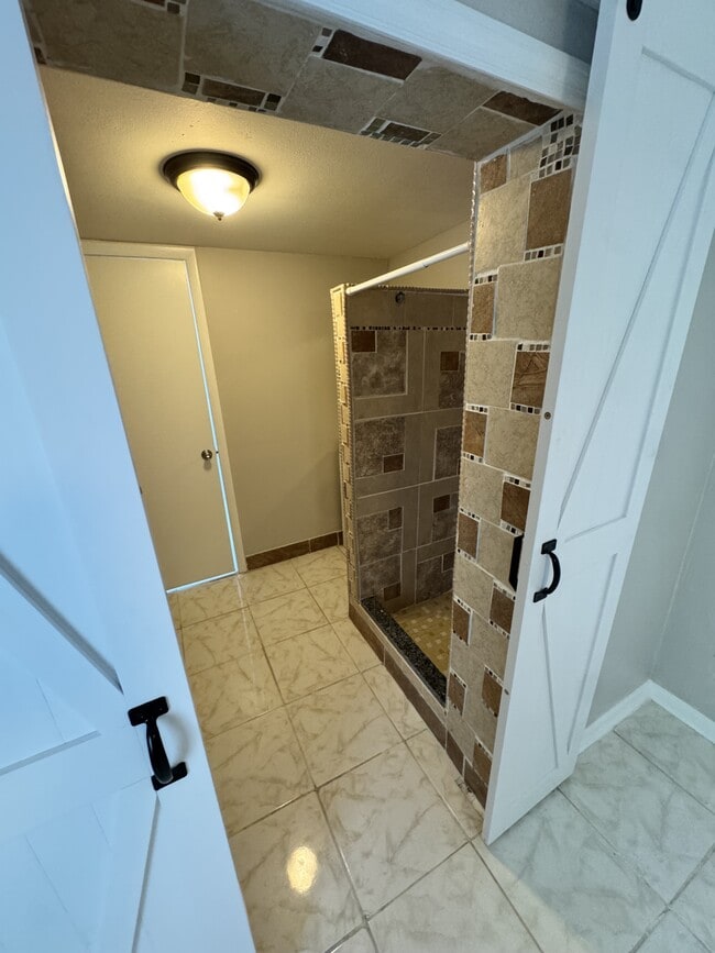 Building Photo - 3999 Conway Blvd