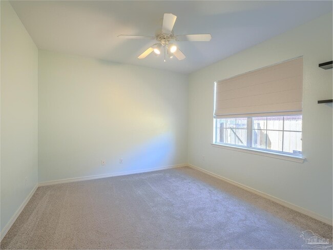 Building Photo - 4986 Vizcaya Dr