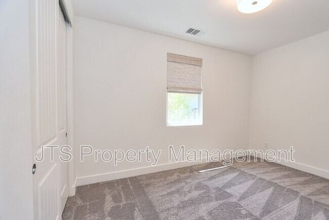 Building Photo - 4988 Amina Fair Way