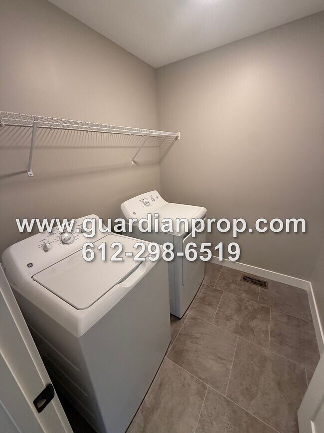 Building Photo - Luxury New Construction Townhouse Available Now, Lower Family Room, 4 Baths, Loft Area