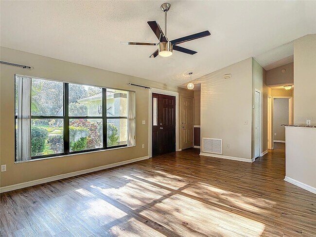 Building Photo - 4039 N Waterbridge Cir