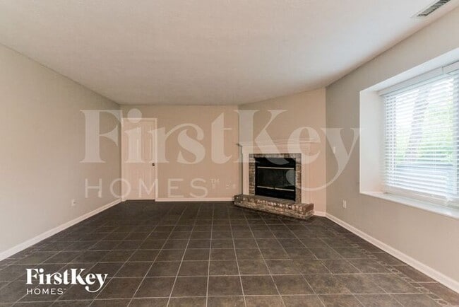 Building Photo - 7234 Camwell Dr