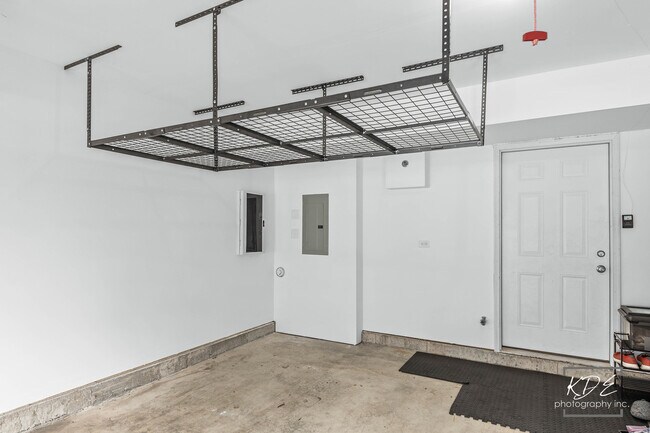 Building Photo - 4426 Monroe Ct