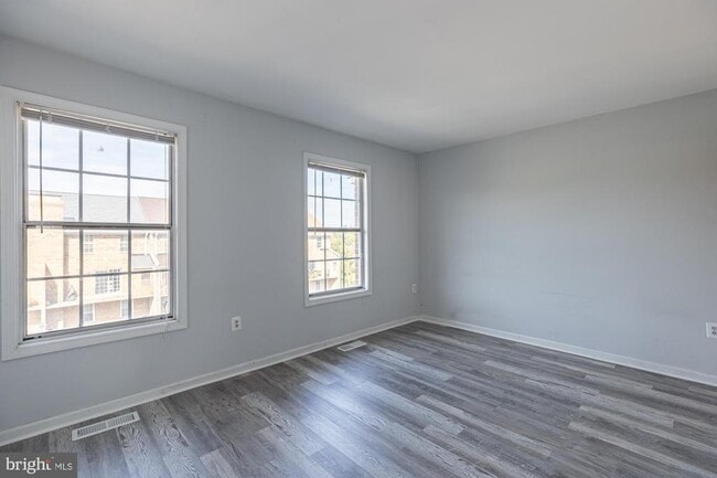 Building Photo - 929 S Rolfe St