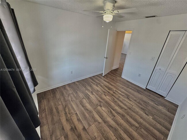 Building Photo - 15460 SW 82nd Ln