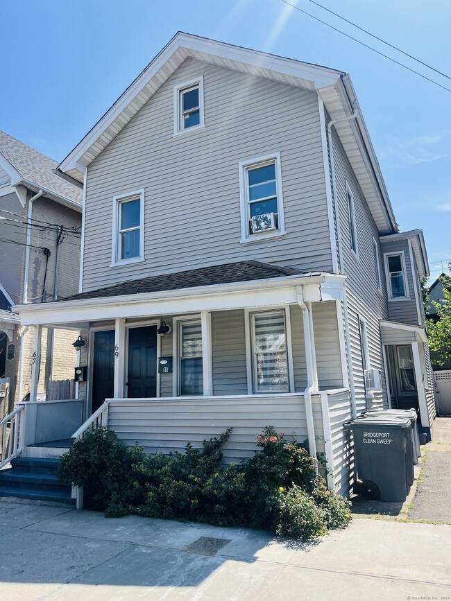Primary Photo - 67 Maplewood Ave