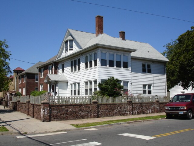 Exterior - 127 Elm St