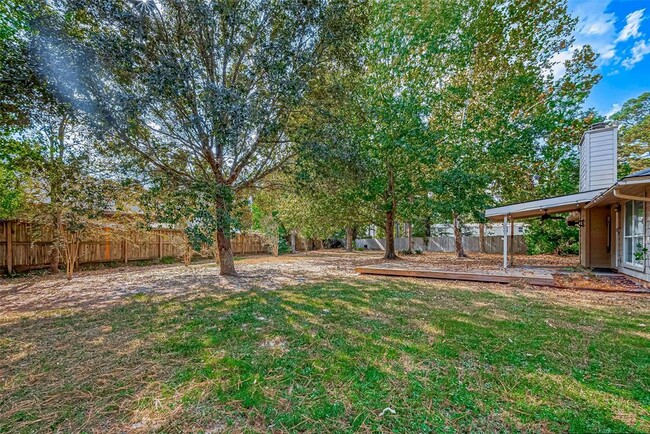 Building Photo - 7135 Woodland Oaks